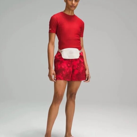 NEW Lululemon Team Canada Future Legacy Mini Belt Bag COC Logo BEECH WHITE - Picture 3 of 8